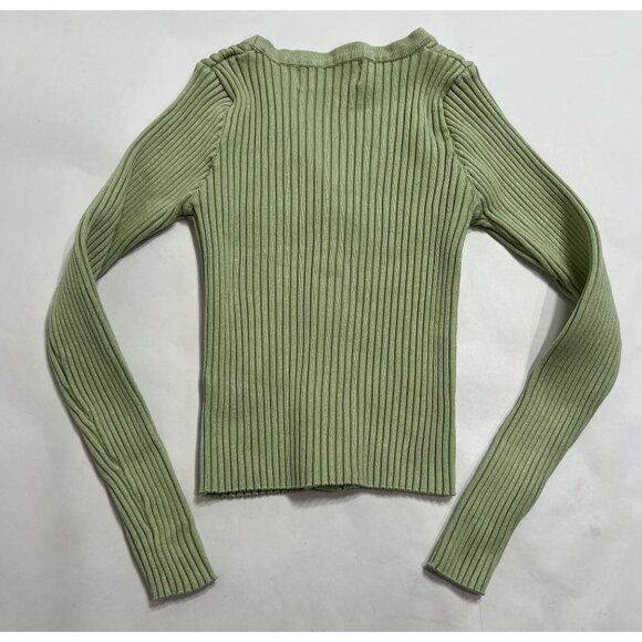 Style Addict Cardigan in Green - Picture 2 of 3